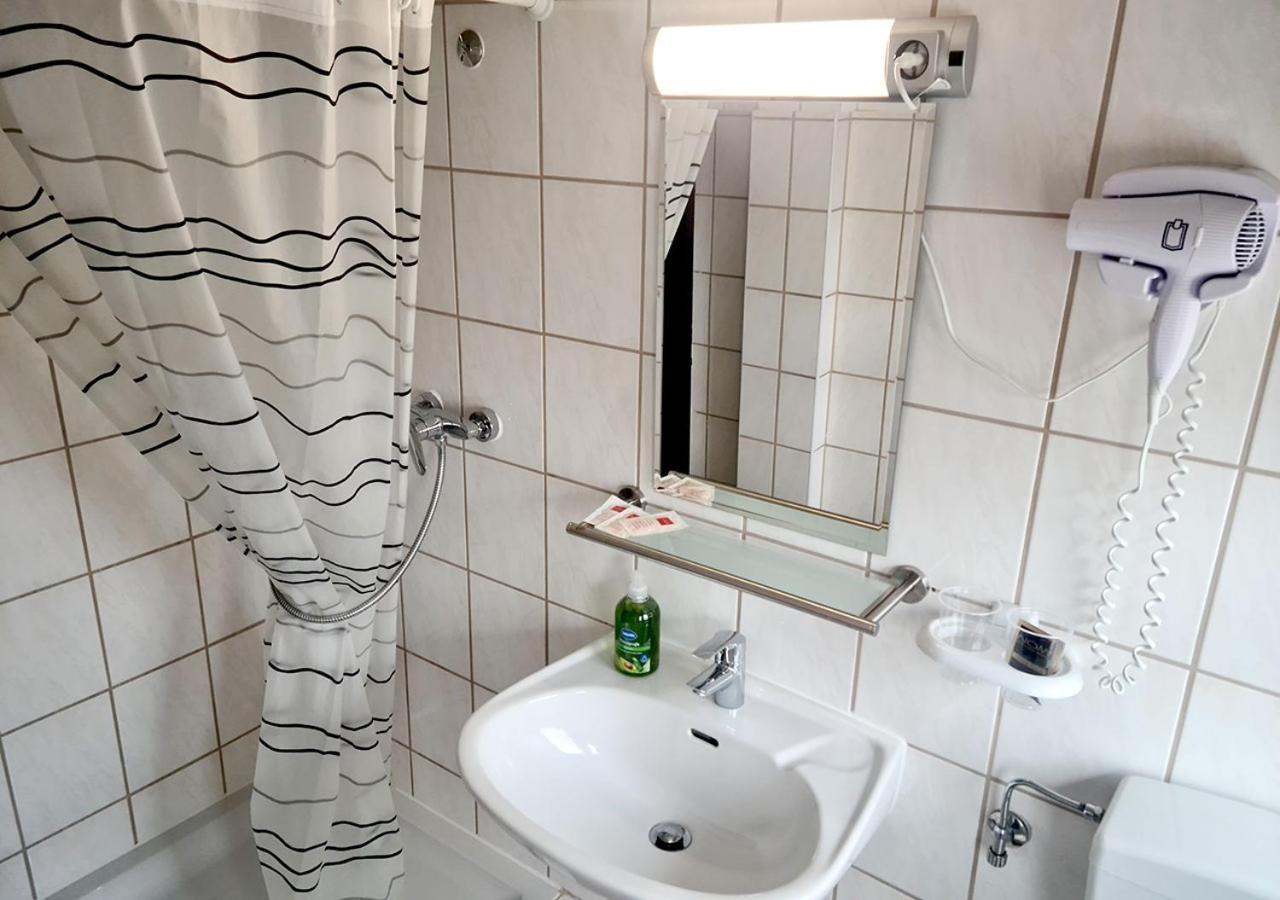 Hotel Geismarburg เกิตทิงเงน ภายนอก รูปภาพ